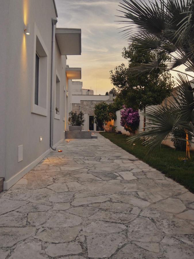 ليتشي Adele E Il Duca Bed And Breakfast المظهر الخارجي الصورة